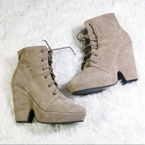 Urban Outfitters Ecote Suede Platform Boots Sz - Picture 1 of 5